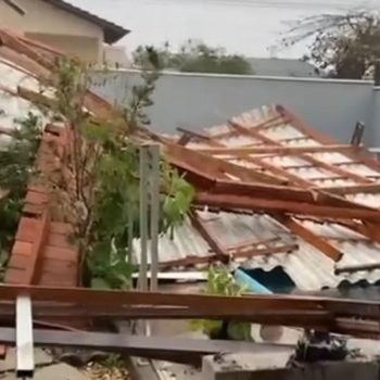 Balneário Piçarras registra em torno de 100 casas destelhadas por conta do ciclone