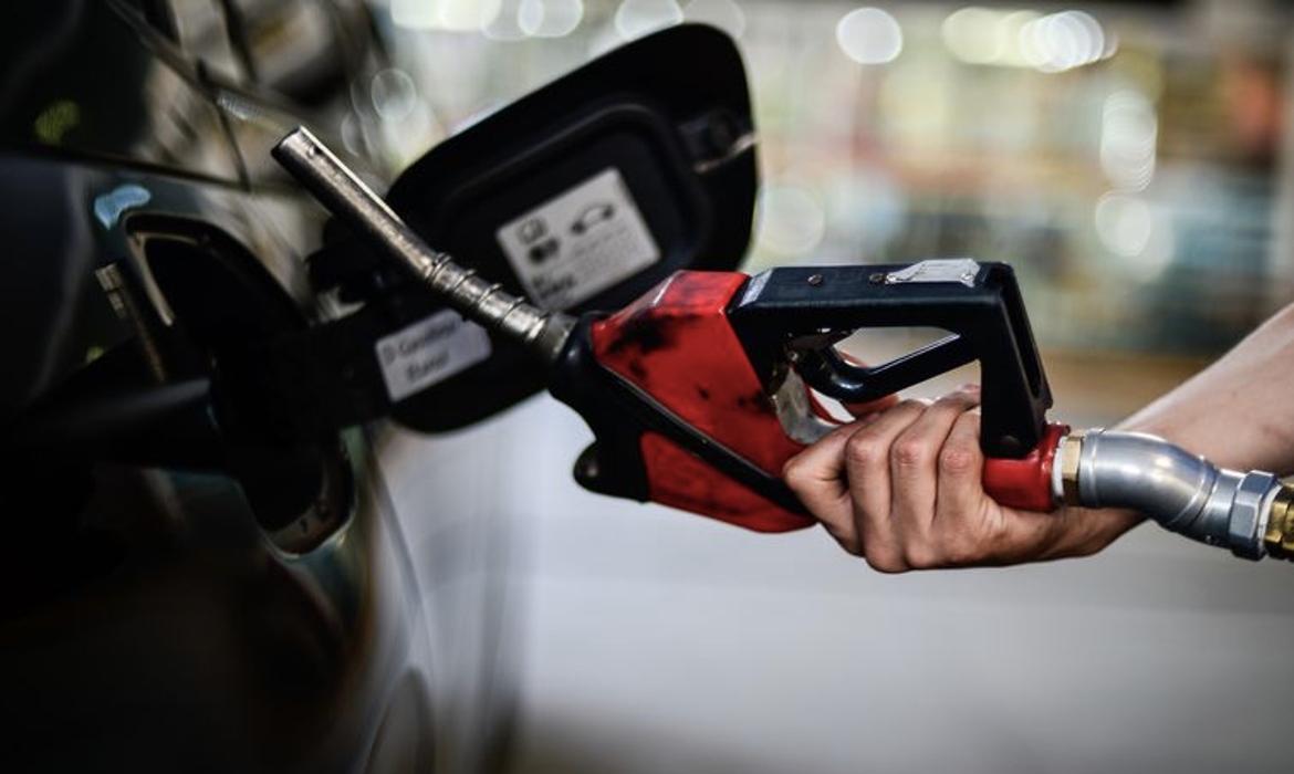 Procon de Joinville aponta aumento no preço da gasolina