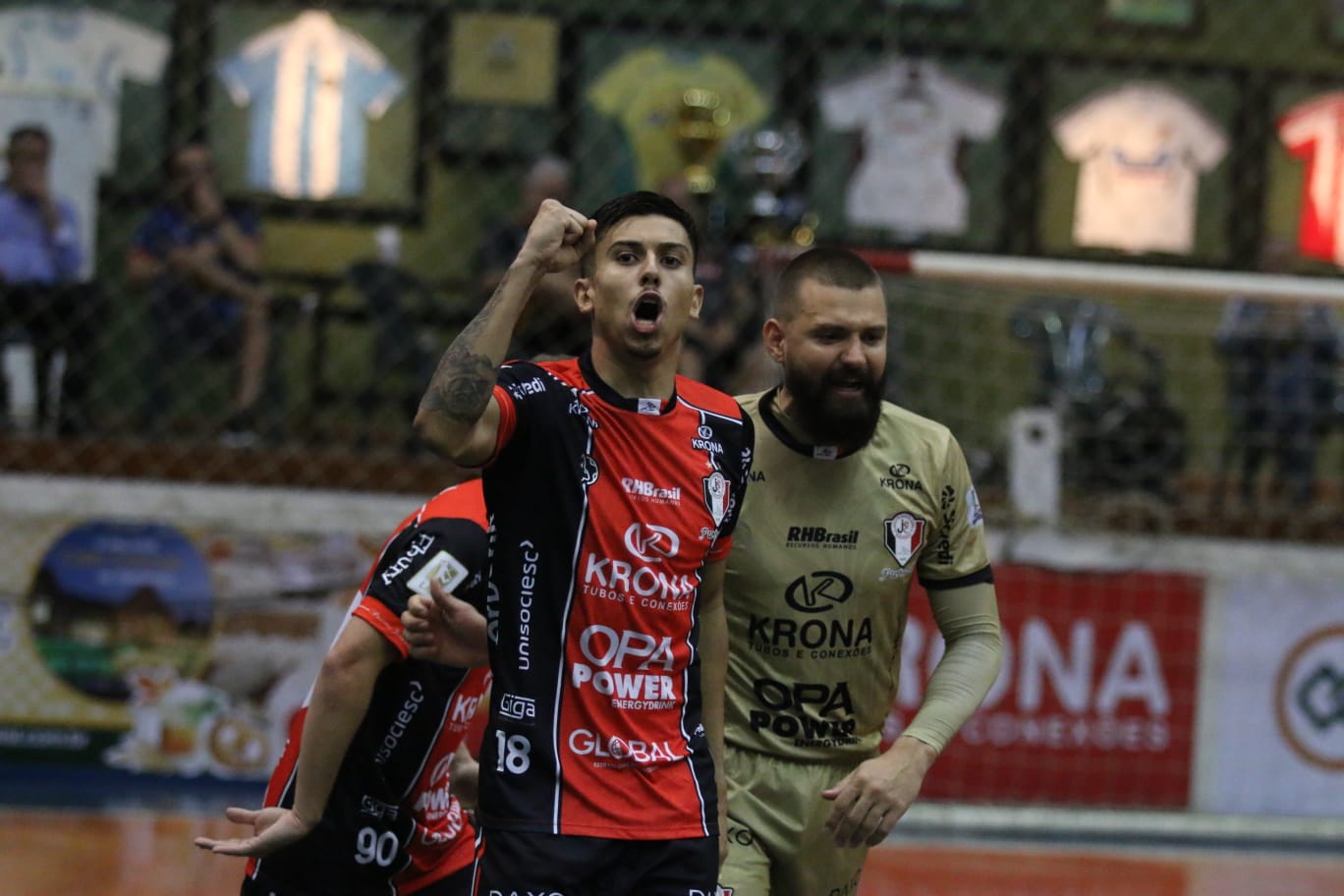 JEC Futsal vence e segue firme na Supercopa Gramado