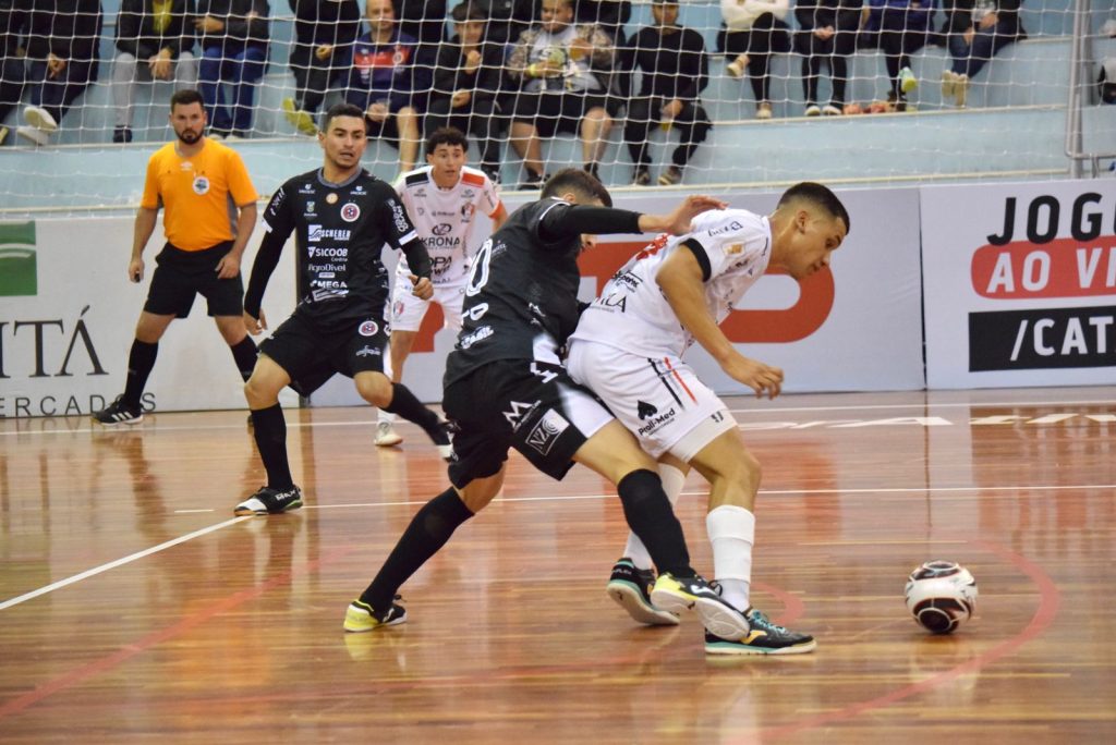 JEC Futsal sub-21 joga bem, mas é derrotado no Catarinense adulto