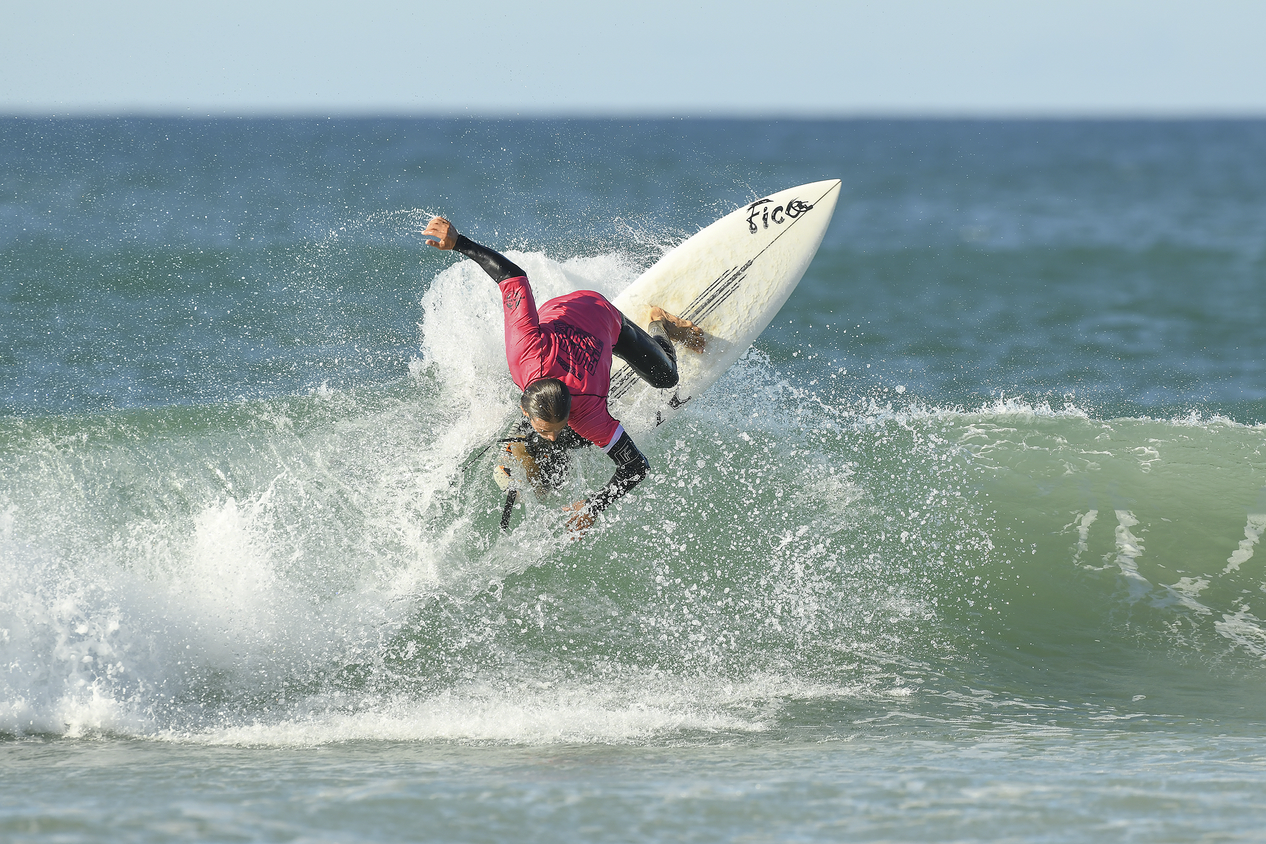 Mais de 100 surfistas vão competir na etapa do Circuito Catarinense em São Francisco do Sul