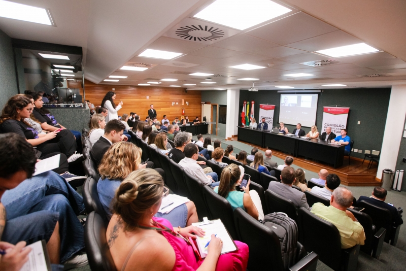 Audiência pública na Alesc discute ajustes no Programa Universidade Gratuita